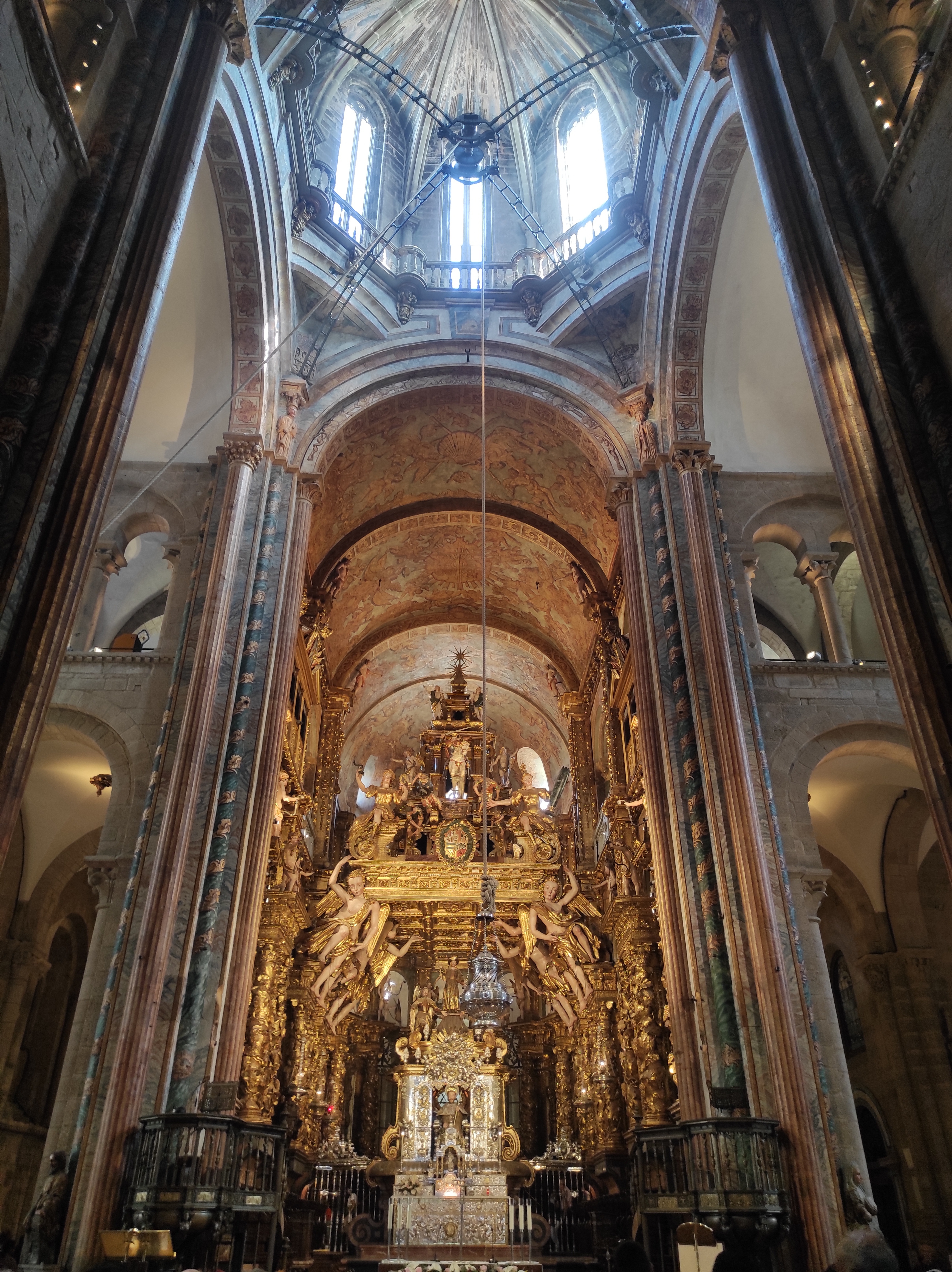 Santiago's cathedral inside